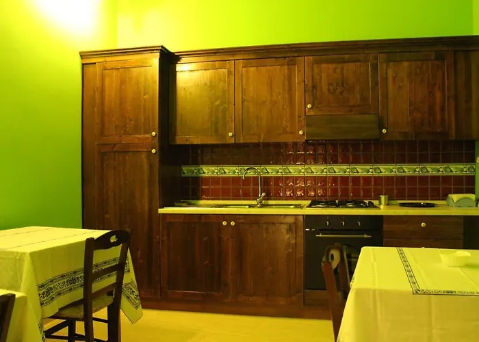 בית הארחה Sunset Cannole