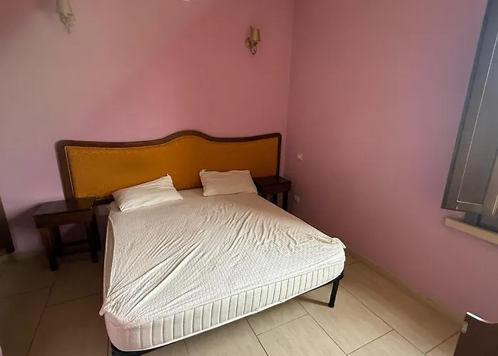 Sunset בית הארחה 3*